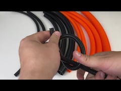 Pojazd samochodowy Elastyczna, odporna na olej, odporna na zużycie uprząż samochodowa z tektury falistej